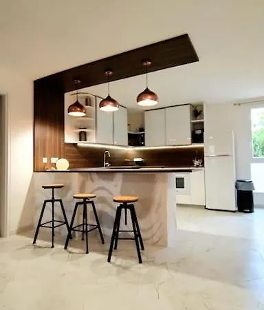 Peaceful In Apartment *